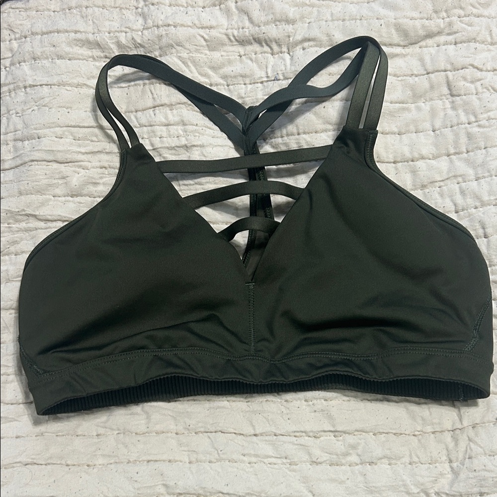 Victoria Sport Strappy Green Sports Bra